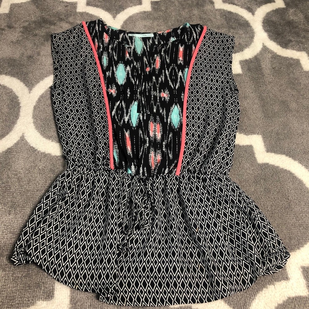 Maurices Blouse Womens small Black White Multimedia watercolor cinch waist